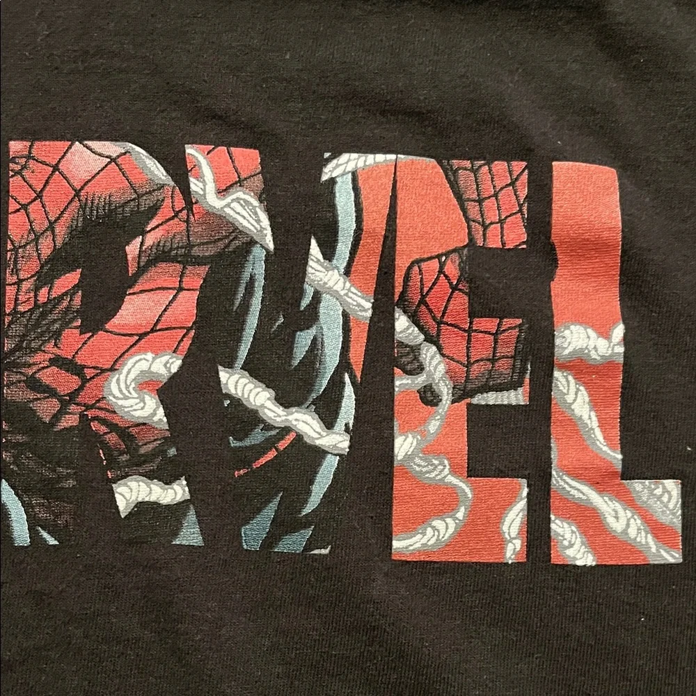 Men’s Marvel Black and Red Graphic Tee SpiderMan Size XL - Picture 4 of 5